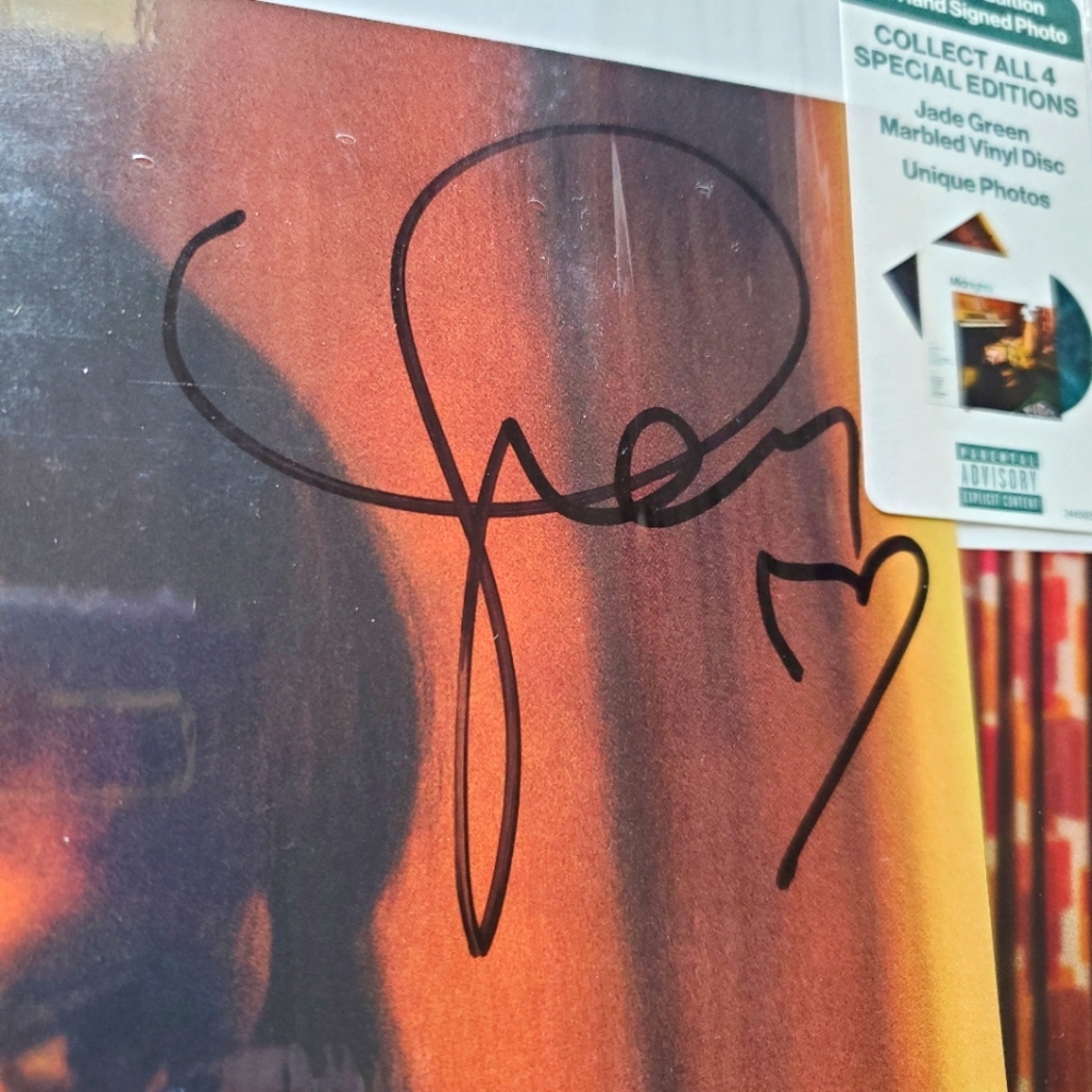 Taylor Swift Signed